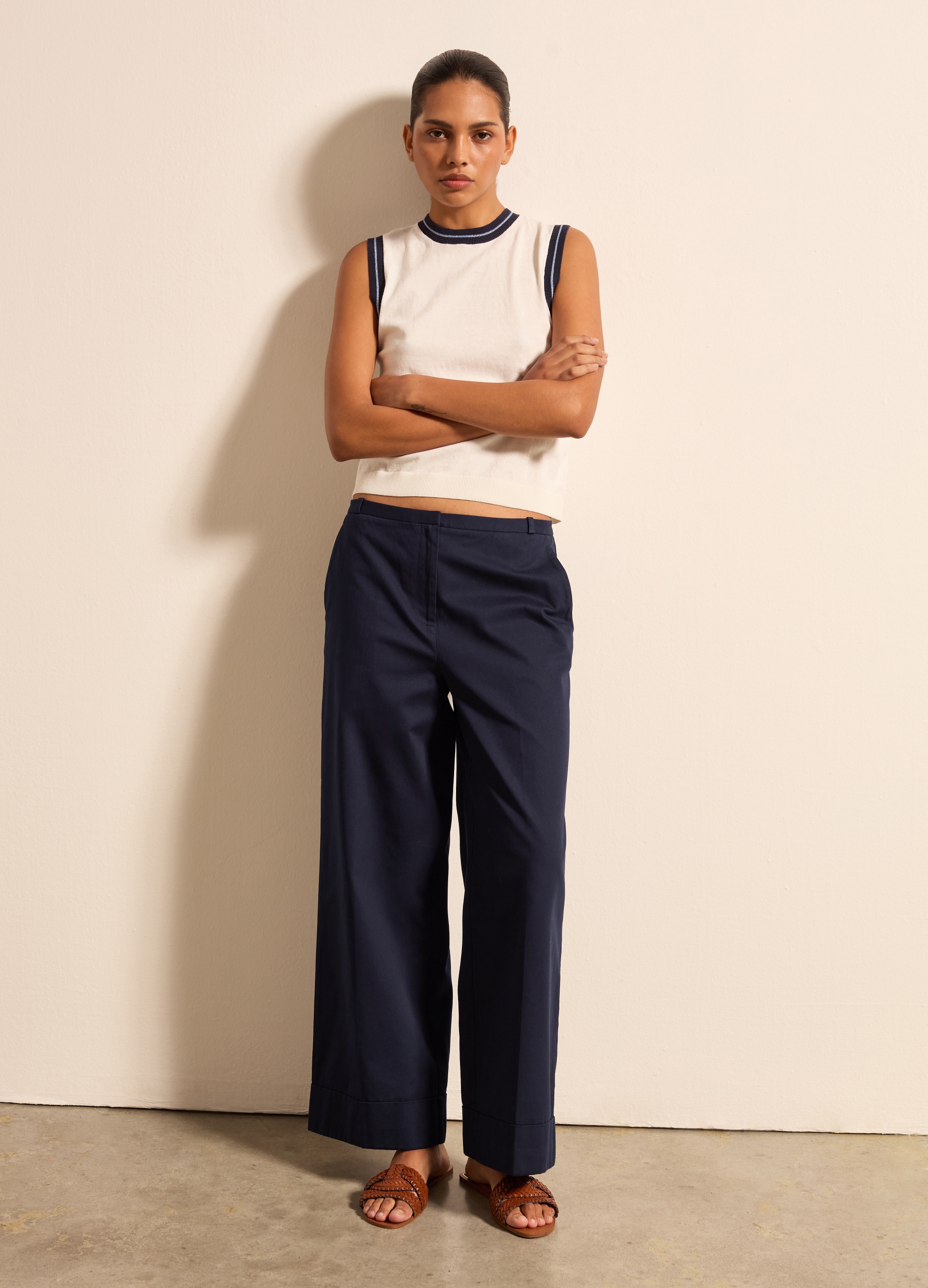 Stefanel - Pantalone a gamba larga straight fit tinta unita, Donna, Blu scuro, Taglia 38