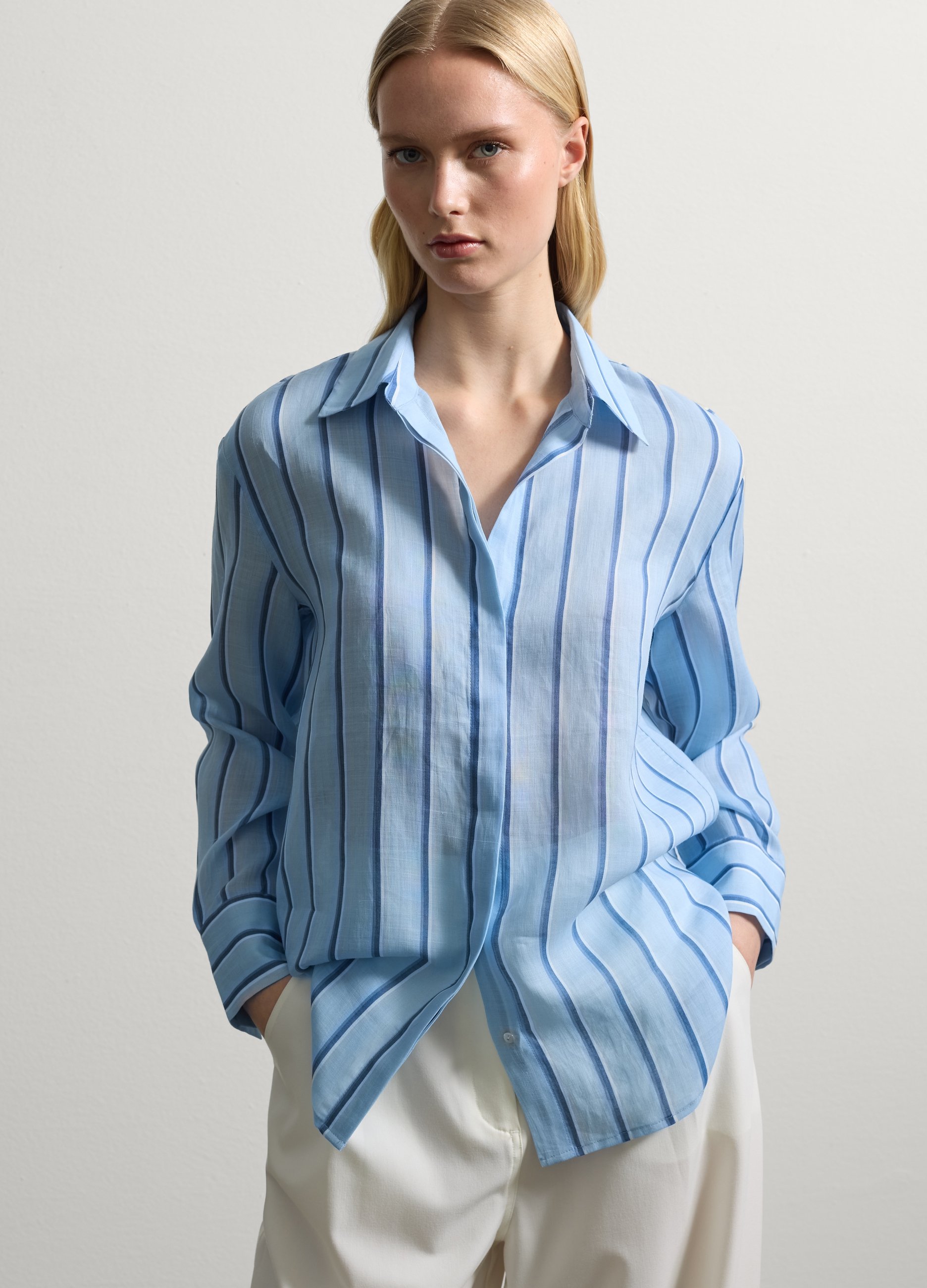 Stefanel - Camicia regular fit in ramiè, Donna, Blu/Azzurro, Taglia 38