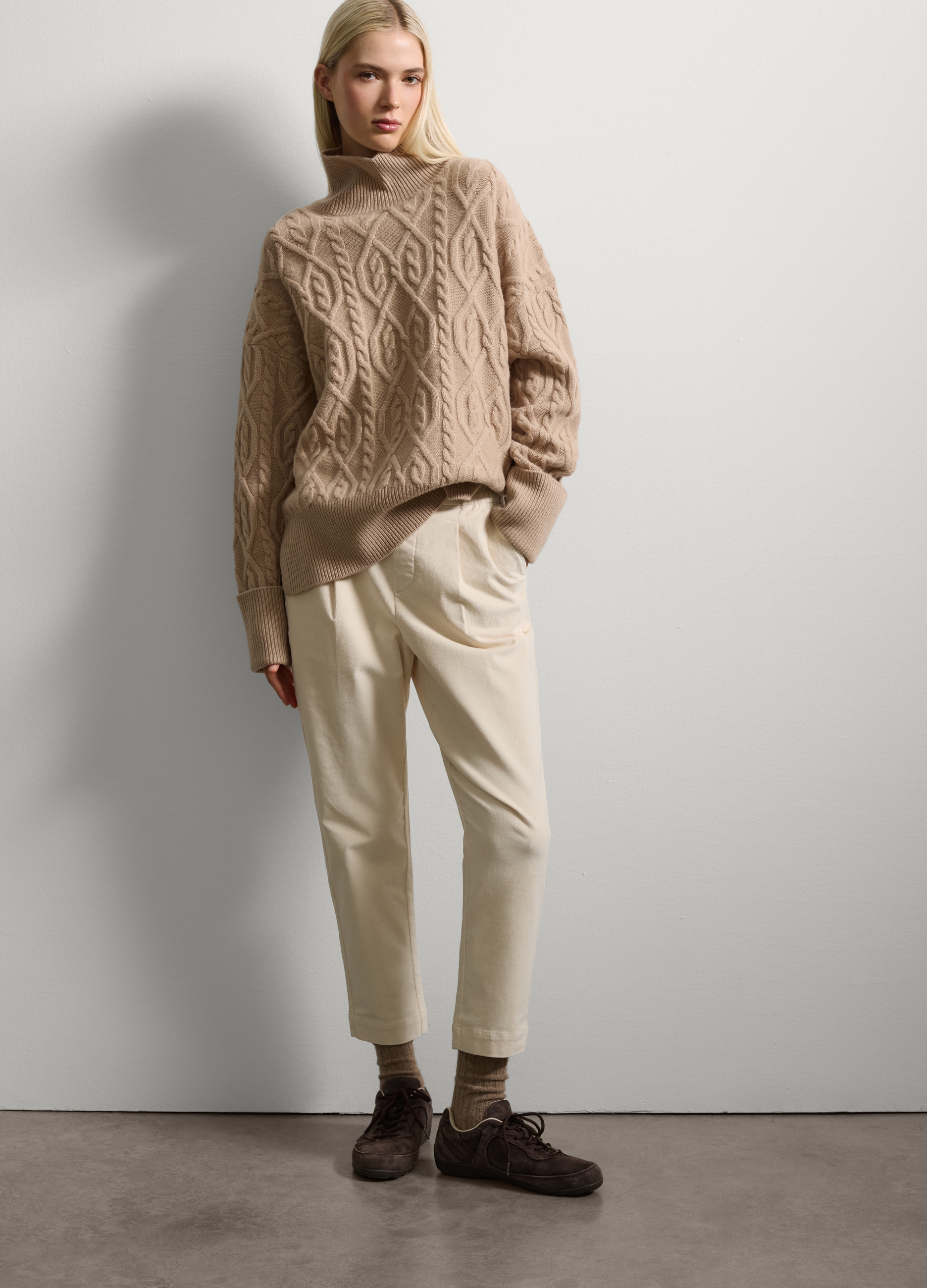 Stefanel - Pantaloni in corduroy beige, Donna, Beige chiaro, Taglia 40