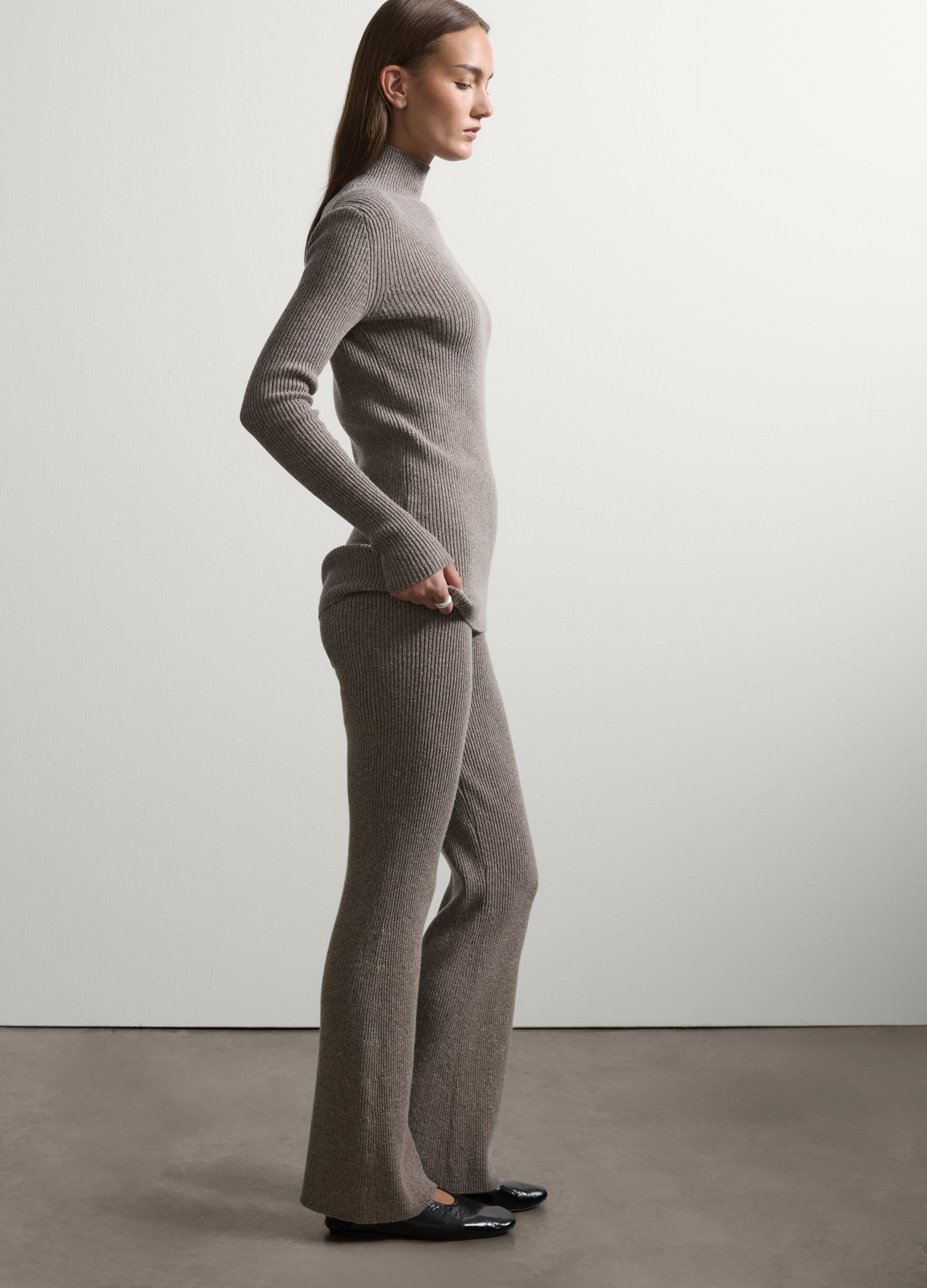 Stefanel - Graue Jogger aus Woll- und Seidenmix mit Rippstrick, Regular Fit, Damen, Grau