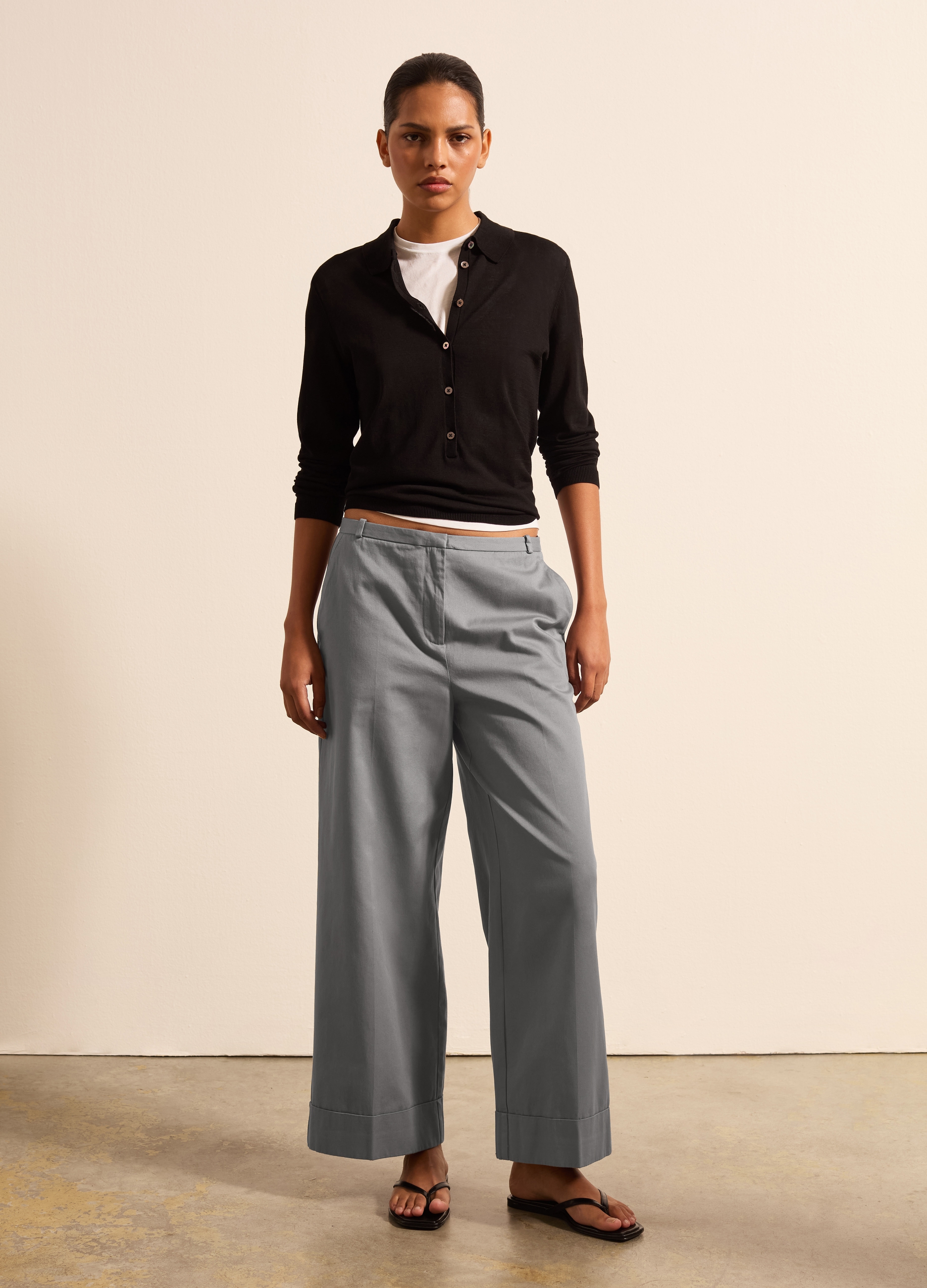 Stefanel - Pantalone a gamba larga straight fit tinta unita, Donna, Grigio cemento, Taglia 38