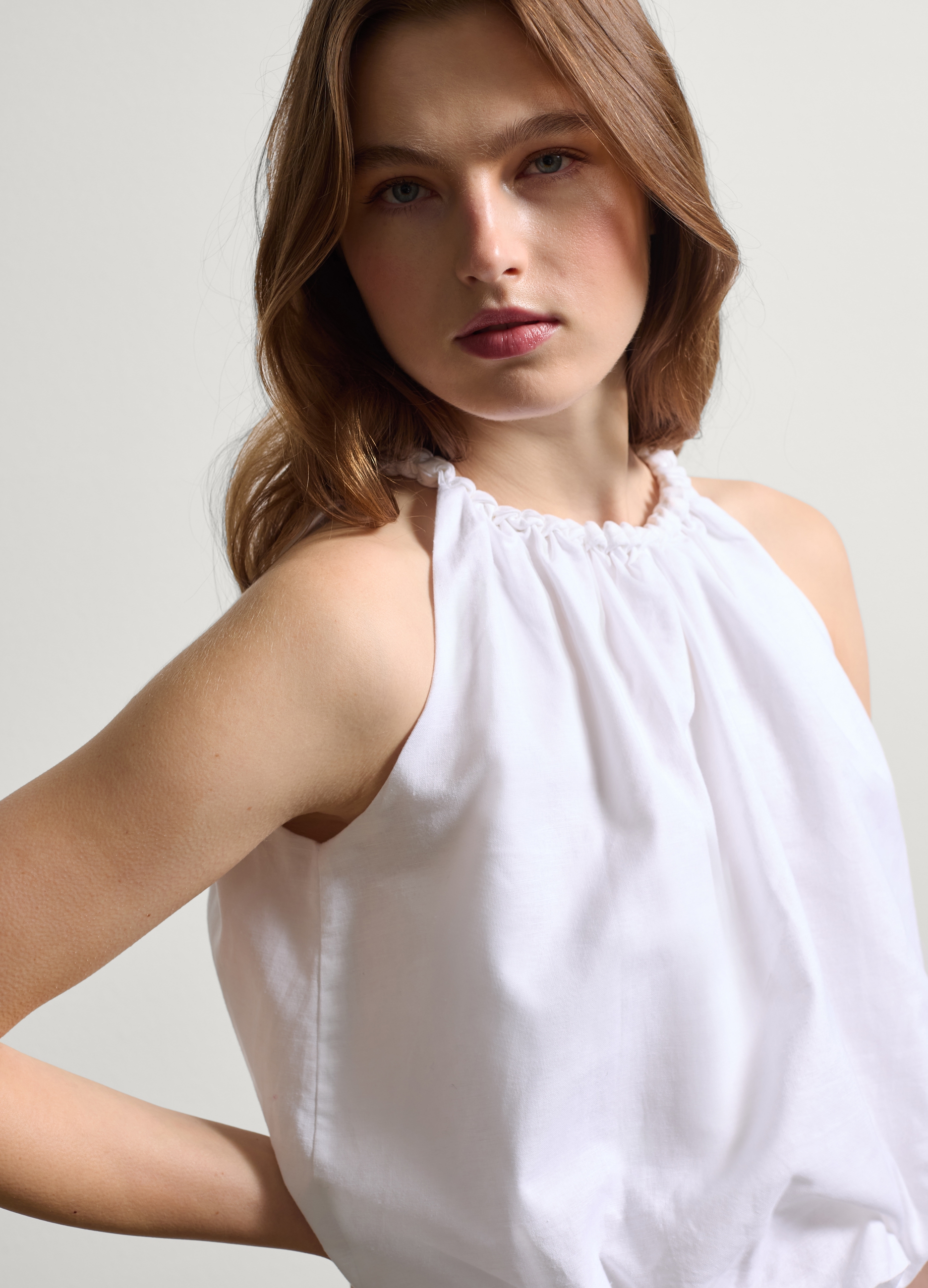 Stefanel - Top smanicato in lino e cotone, Donna, Bianco ottico, Taglia XL